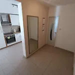 Ivica 3*