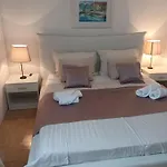 Ivica 3*