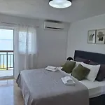 Ivica 3*