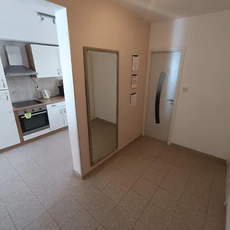 Ivica 3*
