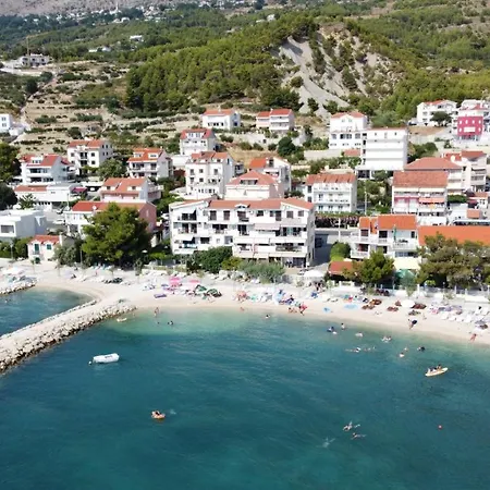 Ivica 3* Podstrana