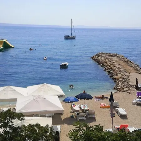 Πανσιόν Ivica
