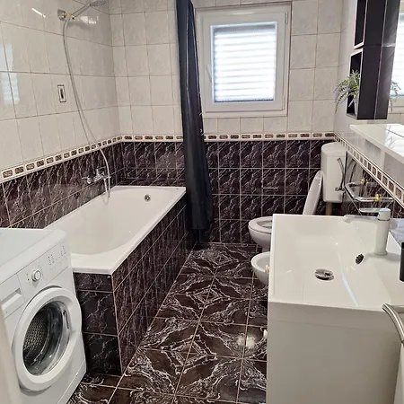 Ivica Guest house 3*