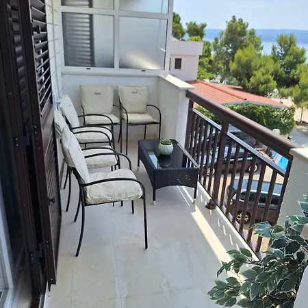 Ivica Πανσιόν