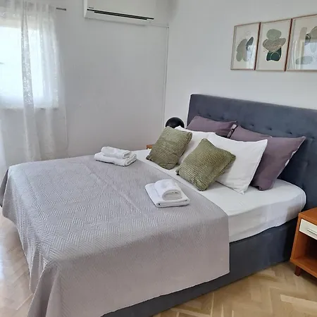 Ivica Guest house 3*